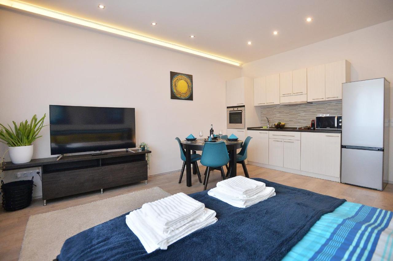 Netta Apartman Eger Luaran gambar